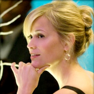 Four Christmases Picture 51