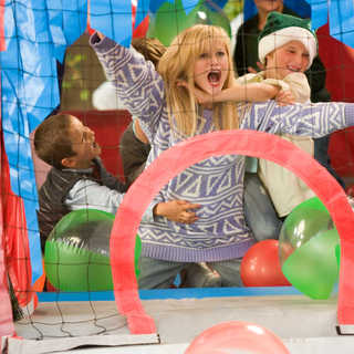 Four Christmases Picture 53