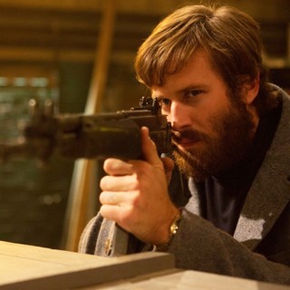 Armie Hammer stars as Ord in A24's Free Fire (2017)
