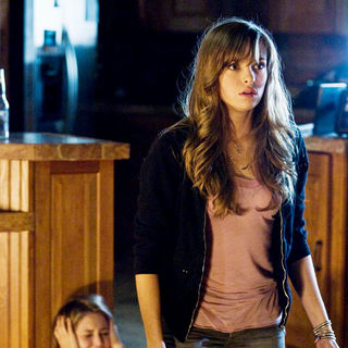 Julianna Guill stars as Bree and Danielle Panabaker stars as Jenna in Paramount Pictures' Friday the 13th (2009)