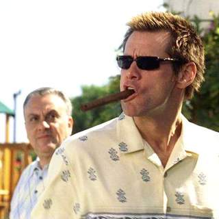 Jim Carrey as Dick Harper in Columbia Pictures' Fun with Dick and Jane (2005)