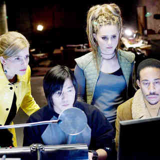 Kyra Sedgwick, Aaron Yoo, Alison Lohman and Ludacris in Lionsgate Films' Gamer (2009)