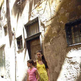 Perla Haney-Jardine stars as Mary and Willa Holland stars as Kelly in E1 Entertainment's Summer in Genoa, A (2009)