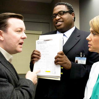 Ricky Gervais, Michael-Leon Wooley and Kristen Wiig in Paramount Pictures' Ghost Town (2008)