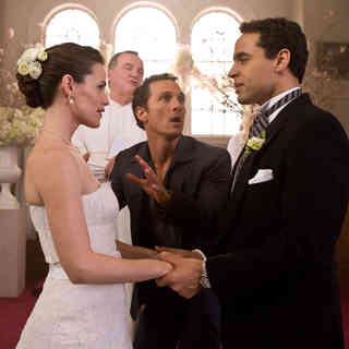 Jennifer Garner, Matthew McConaughey and Daniel Sunjata in New Line Cinema's Ghosts of Girlfriends Past (2009). Photo credit by Ron Batzdorff.
