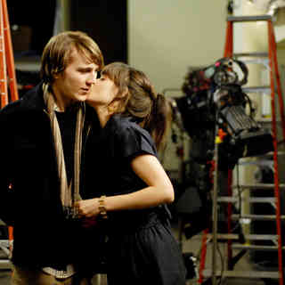 Gigantic Picture 15
