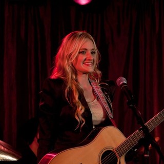Grace Unplugged Picture 8