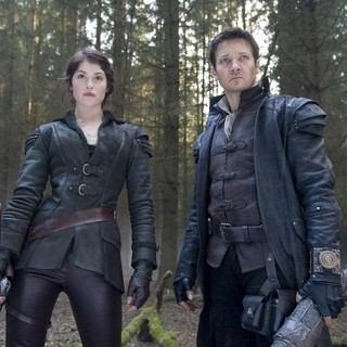 Hansel And Gretel: Witch Hunters Picture 1