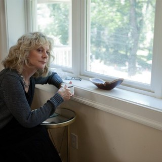 Blythe Danner stars as Ruth Minsky in Oscilloscope Laboratories' Hello I Must Be Going (2012)