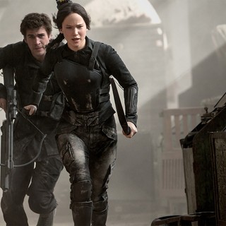 Hunger Games: Mockingjay, Part 1, The Picture 51