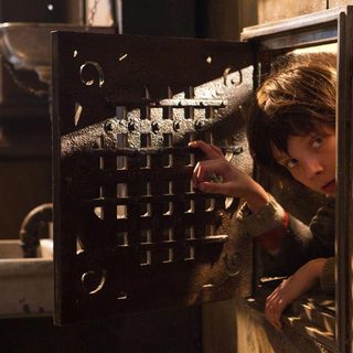 Asa Butterfield stars as Hugo Cabret in Paramount Pictures' Hugo (2011)