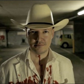 Human Centipede II (Full Sequence), The Picture 1