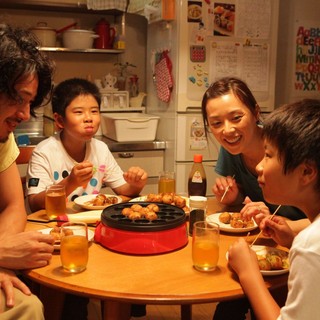Jo Odagiri, Ohshiro Maeda, Nene Ohtsuka and Koki Maeda in Magnolia Pictures' I Wish (2012)