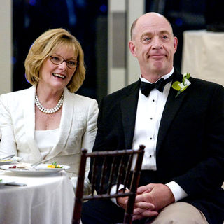 Jane Curtin stars as Joyce and J.K. Simmons stars as Oz in DreamWorks Pictures' I Love You, Man (2009)