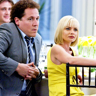 Jon Favreau (Barry) and Jaime Pressly in DreamWorks Pictures' I Love You, Man (2009)