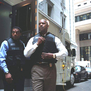 Inside Man Picture 24