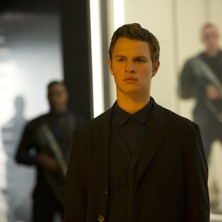 Divergent Series: Insurgent, The Picture 40