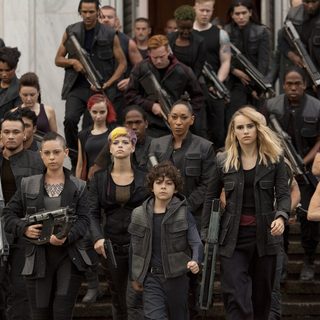 Divergent Series: Insurgent, The Picture 49