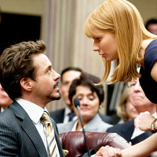 Robert Downey Jr. stars as Tony Stark/Iron Man and Gwyneth Paltrow stars as Pepper Potts in Paramount Pictures' Iron Man 2 (2010). Photo credit by Merrick Morton.
