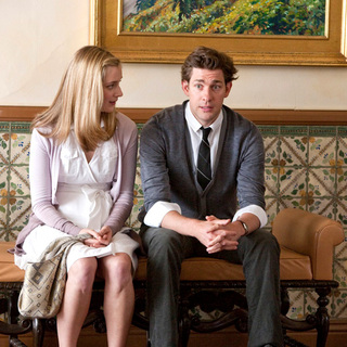 Caitlin Fitzgerald stars as Lauren and John Krasinski stars as Harley in Universal Pictures' It's Complicated (2009)