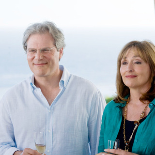 Bruce Altman and Nora Dunn in Universal Pictures' It's Complicated (2009)