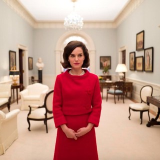 Natalie Portman stars as Jacqueline Kennedy in Fox Searchlight Pictures'