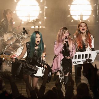 Jem And The Holograms Picture 12