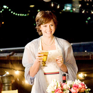 Amy Adams stars as Julie Powell in Columbia Pictures' Julie & Julia (2009)