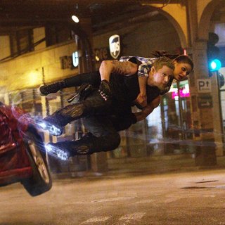 Jupiter Ascending Picture 4