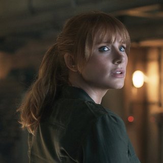 Bryce Dallas Howard stars as Claire Dearing in Universal Pictures' Jurassic World: Fallen Kingdom (2018)