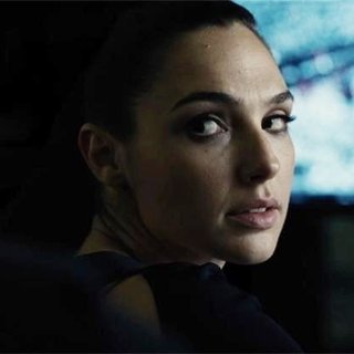 Gal Gadot stars as Diana Prince/Wonder Woman in Warner Bros. Pictures' Justice League (2017)