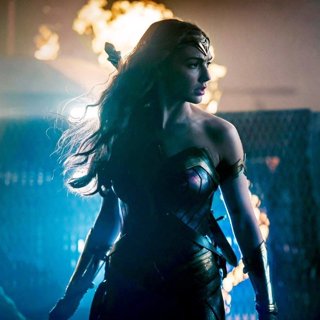 Gal Gadot stars as Diana Prince/Wonder Woman in Warner Bros. Pictures' Justice League (2017)