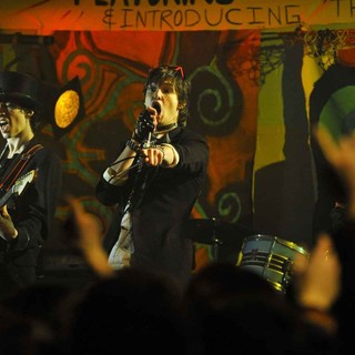 Killing Bono Picture 21