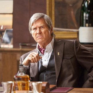 Jeff Bridges stars as Agent Champagne in 20th Century Fox's Kingsman: The Golden Circle (2017)