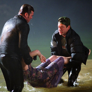 Kiss Kiss, Bang Bang Picture 13