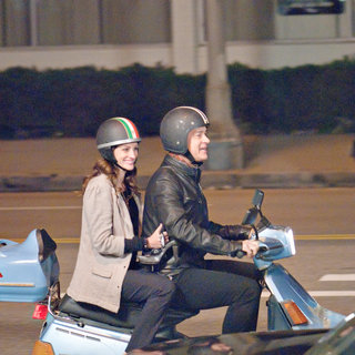 Larry Crowne Picture 2