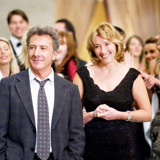 Dustin Hoffman stars as Harvey Shine and Emma Thompson stars as Kate in Overture Films' Last Chance Harvey (2009). Photo credit by Laurie Sparham.