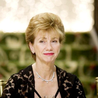 Kathy Baker stars as Jean in Overture Films' Last Chance Harvey (2009)