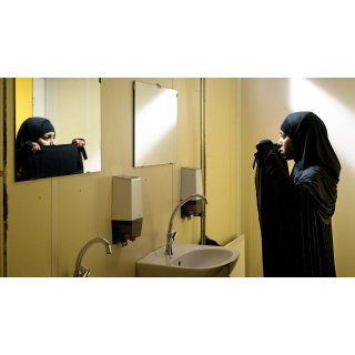 Layla M. (2016)