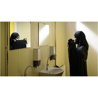Layla M. (2016)