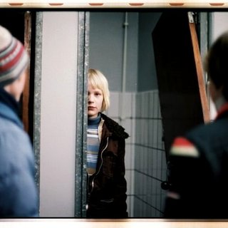 Let The Right One In Picture 12