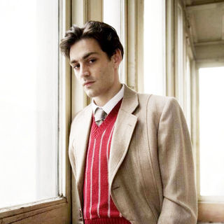 Little Ashes Picture 9
