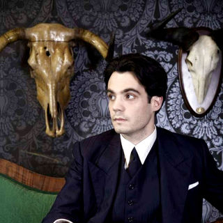 Little Ashes Picture 17