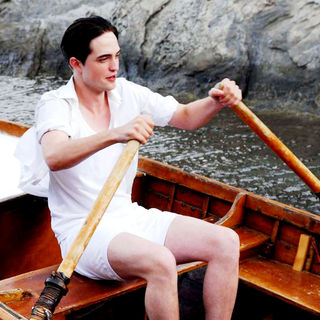Little Ashes Picture 23