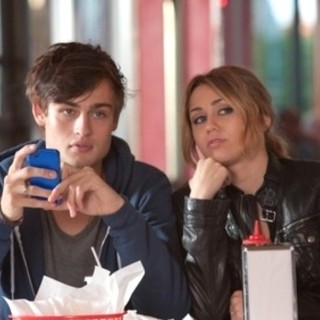 Douglas Booth stars as Kyle and Miley Cyrus stars as Lola in Lionsgate Films' LOL (2012)