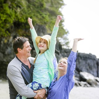 Paul Johansson stars as David and Teri Polo stars as Chloe in Hallmark Channel's Love, Again (2015)