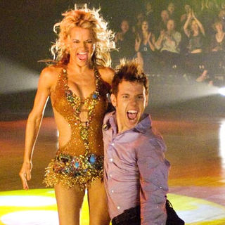 Love N' Dancing Picture 3