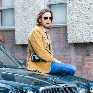 Miles Ahead Picture 4