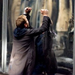 Kiefer Sutherland stars as Ben Carson in The 20th Century Fox's Mirrors (2008)