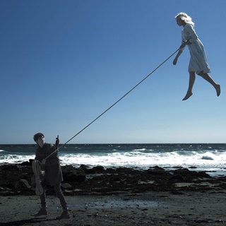 Miss Peregrine's Home for Peculiar Children Picture 17